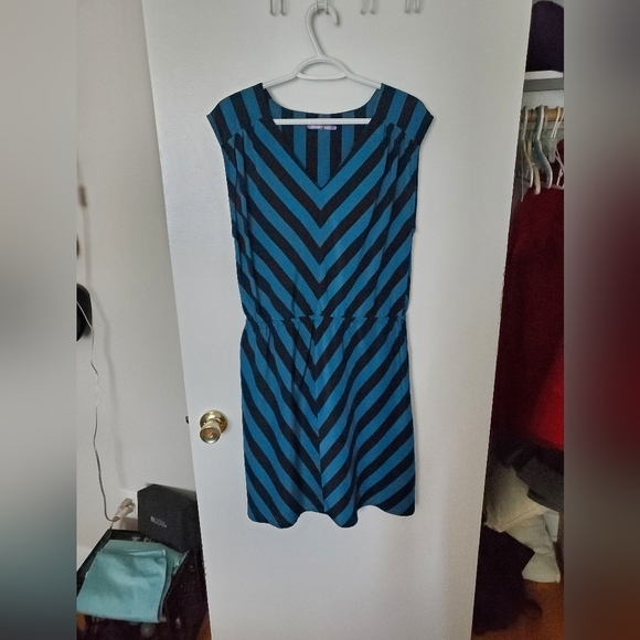 3/$30 Striped cap sleeve dress - Picture 1 of 1